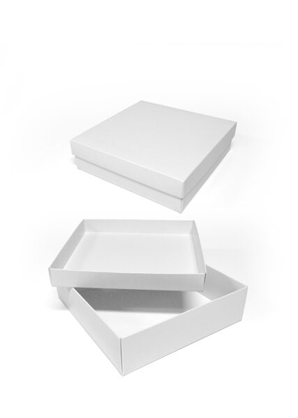 Balta kartona kaste 150x150x50mm