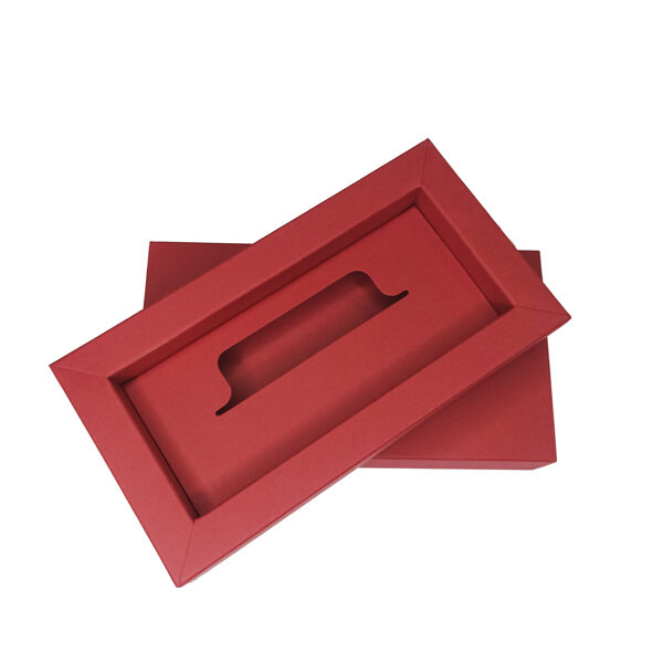 Dubultsienu kastīte ar uzmavu 139x59x30mm