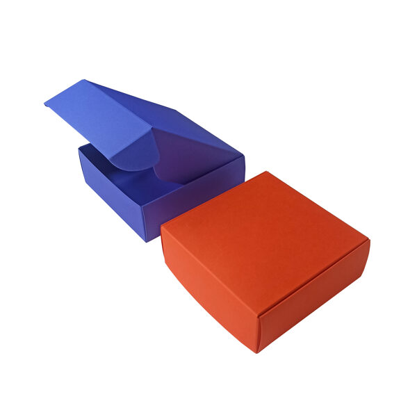 Dāvanu kastīte 120x120x44mm