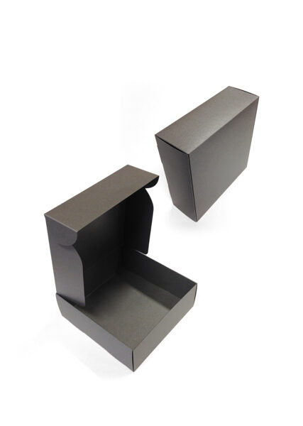 Grezna dāvanu kaste 180x180x64mm